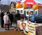 Infostand am 25.03.2006 in Zaisersweiher, Postplatz