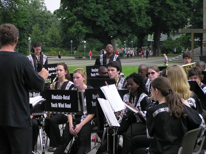 Begrung der Gste durch die sdafrikanische Musikkapelle KwaZulu-Natal Yout Wind Band 