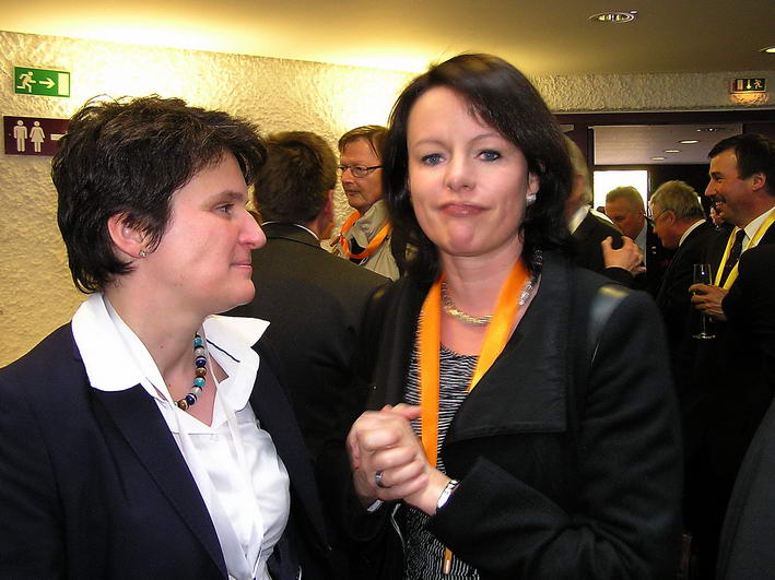 Tanja Gnner und Viktoria Schmid