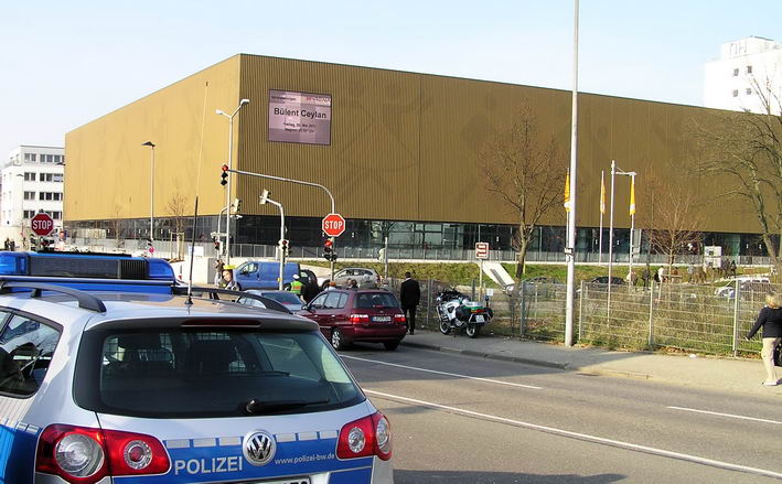 hchste Sicherheit vor der Arena Ludwigsburg 